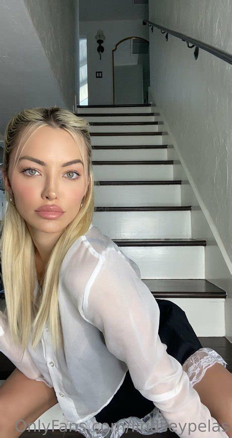 lindsey pelas onlyfans live|Lindsey Pelas